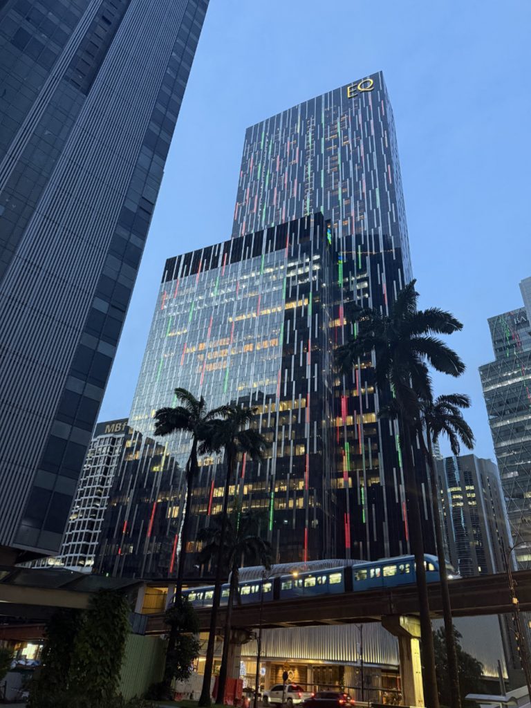 EP_Christmas Lighting