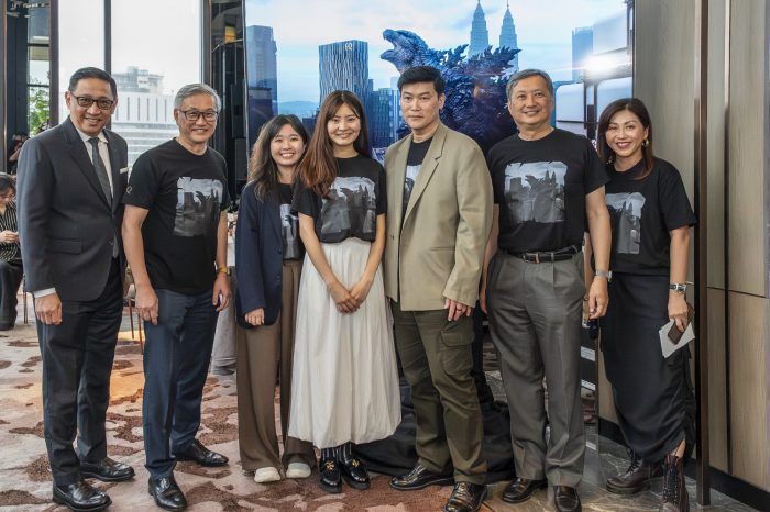 Godzilla-Group-Photo